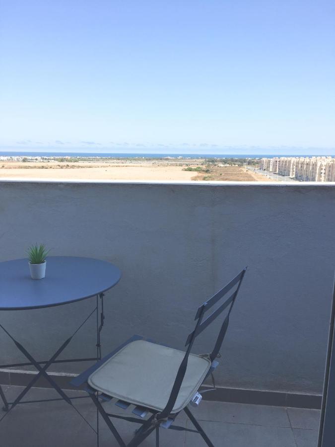 Appart. Luxueux Avec Piscine, Cosy, Bien Situe Bouznika Luaran gambar